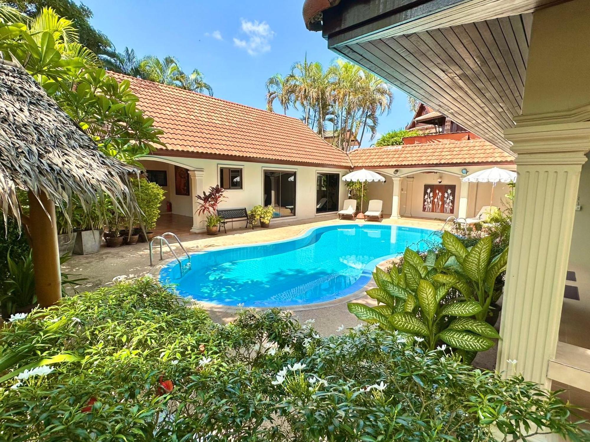 Coconut Paradise Holiday Villas Phuket Bagian luar foto